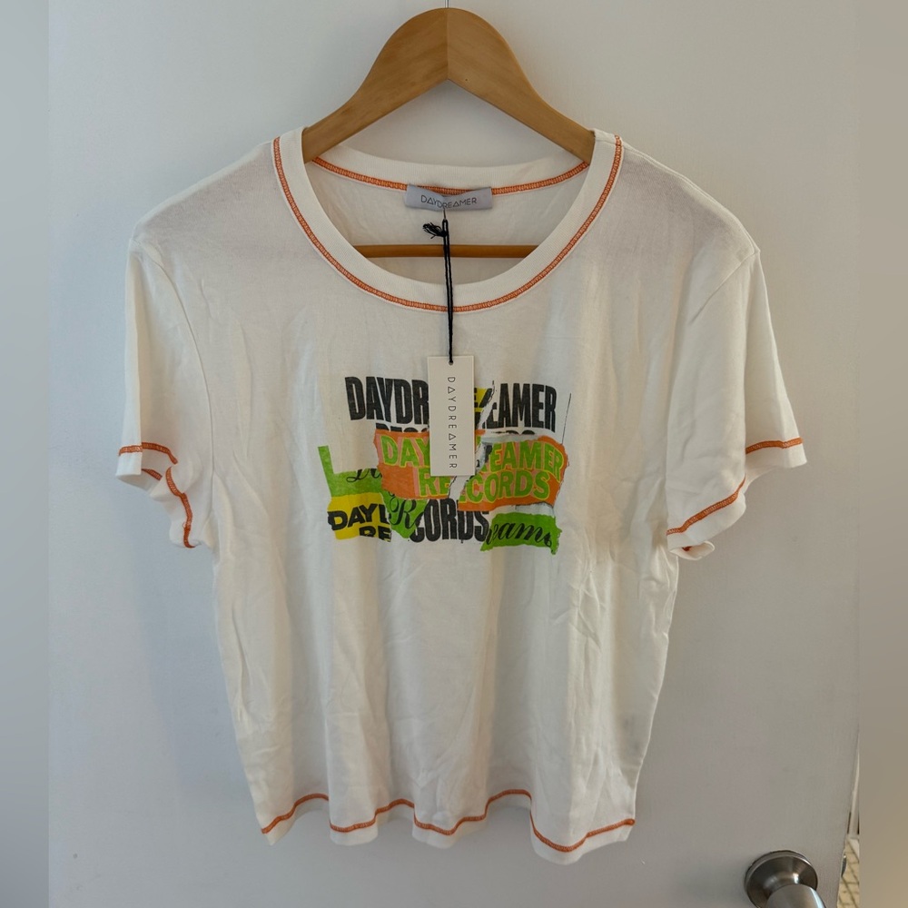Daydreamer Graphic Tee Size XL